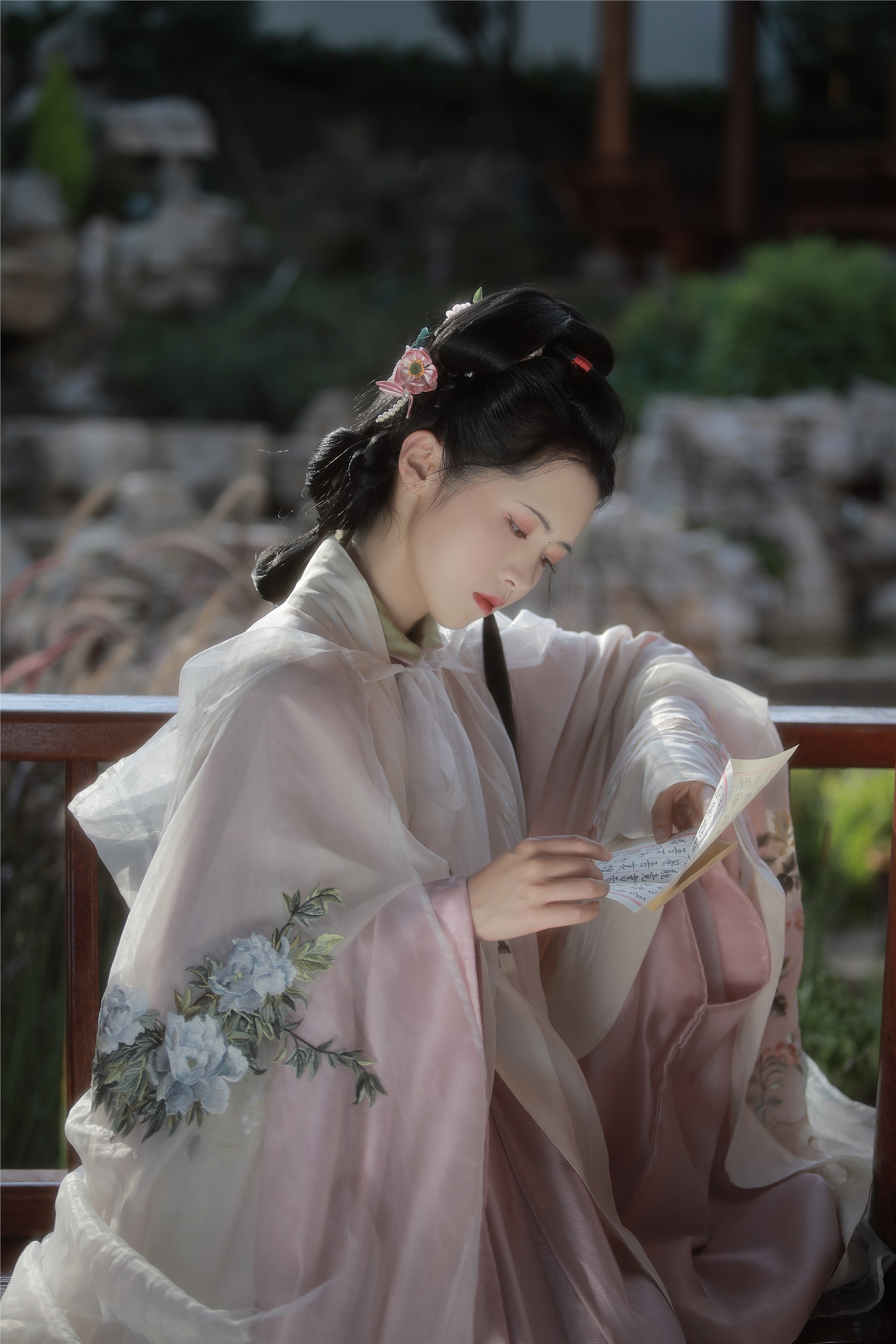 YITUYU艺图语 2025.01.23 你要写江南，就不能只写江南 一枝眠眠